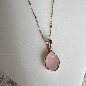 Riva - Wavy Edge Rose Gold Pendant Rose Quartz Gemstone