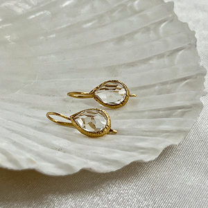 Veda - teardrop earrings gold clear quartz