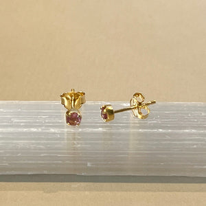 Sumi - stud earrings gold pink tourmaline October