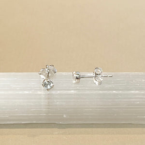 Sumi - stud earrings silver aquamarine March