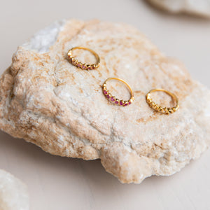 Mare - wave ring gold with pink tourmaline gemstones