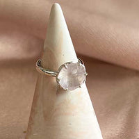 Flore - flower cup ring silver rose quartz