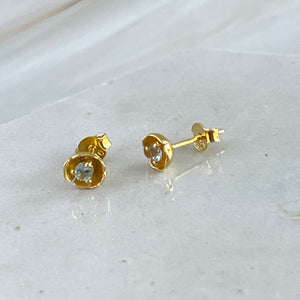 Dahlia - mini flower stud earring gold with blue topaz gemstone