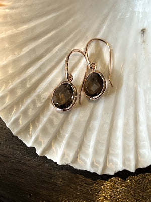 Riva - wavy edge earrings gold smoky quartz