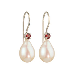 Uma - Pearl drops with garnet gemstone silver