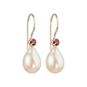 Uma - Pearl drops with garnet gemstone silver