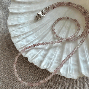Sia - strawberry quartz necklace 41 cm