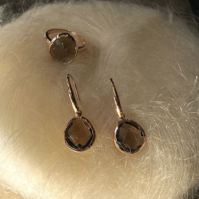 Riva - wavy edge ring gold smoky quartz