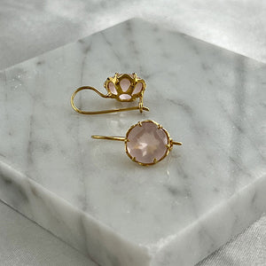 Flore - Flower Cup Earrings with Gemstone Gold Pink Chalcedony